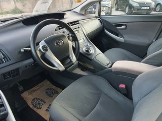 Toyota Prius foto 6