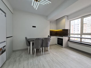 Apartament cu 2 camere, 53 m², Centru, Chișinău foto 5