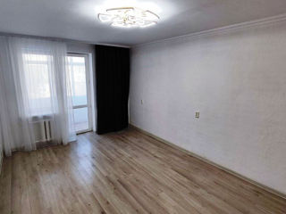 Apartament cu 1 cameră, 38 m², Sculeni, Chișinău foto 2