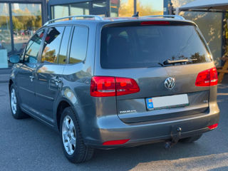 Volkswagen Touran foto 6