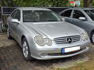 Mercedes CLK-Class foto 2