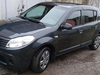 Dacia Sandero foto 3