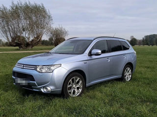 Mitsubishi Outlander foto 4