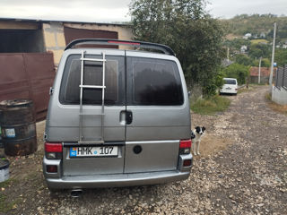 Volkswagen Transporter foto 6