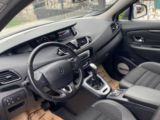 Renault Grand Scenic foto 9