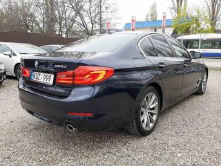 BMW 5 Series foto 4