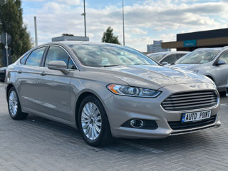 Ford Fusion foto 2