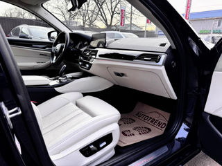 BMW 5 Series foto 7