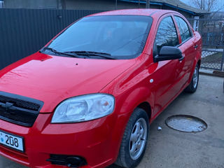 Chevrolet Aveo foto 2