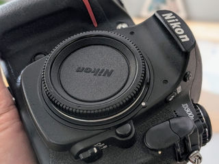 Nikon D300s in stare foarte bună  foto 1