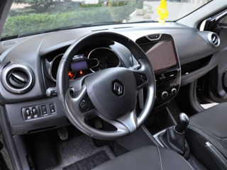 Renault Clio foto 18