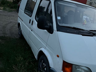 Ford Transit foto 2