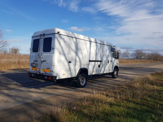 Mercedes Vario 614 foto 4