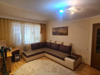 Apartament cu 2 camere, 55 m², Botanica, Chișinău foto 1