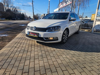 Volkswagen Passat foto 3