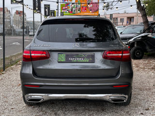 Mercedes GLC foto 6