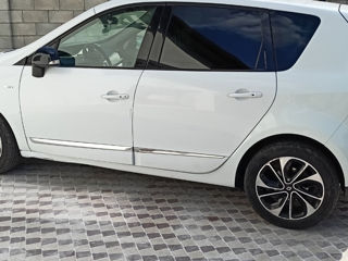 Renault Scenic foto 2