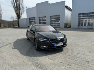 Skoda Superb foto 5