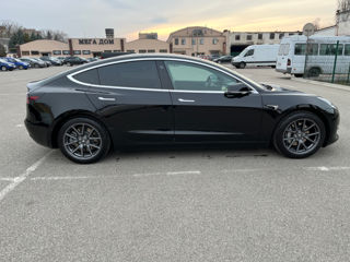 Tesla Model 3 foto 7