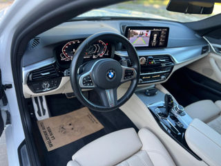 BMW 5 Series foto 7