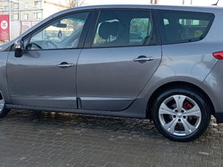 Renault Grand Scenic foto 7