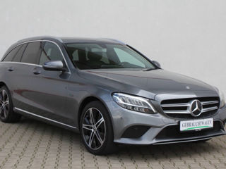 Mercedes C-Class Wagon foto 3