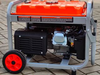 Generator pe benzina Kemage KM4800E2R foto 5