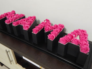 Cutii cu flori din sapun parfumat - trandafiri care nu se ofilesc. foto 6