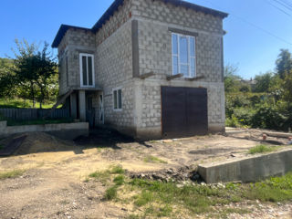 Casa  la pret de apartament in Ghidighici, sectorul de vile (linga sat)