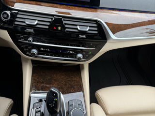 BMW 5 Series foto 13