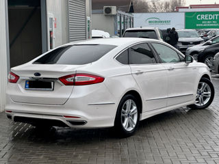 Ford Mondeo foto 3