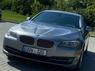 BMW 5 Series foto 7