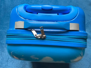 Продам детский чемодан. foto 2
