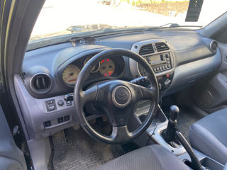 Toyota Rav 4 foto 3