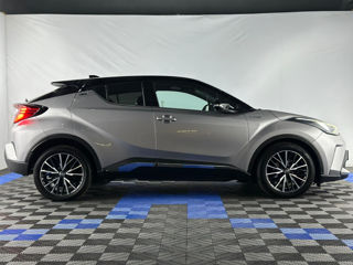 Toyota C-HR foto 2