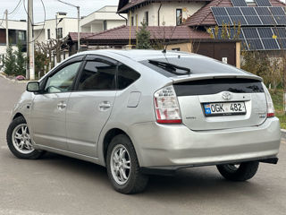 Toyota Prius foto 5