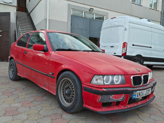 BMW 3 Series foto 3