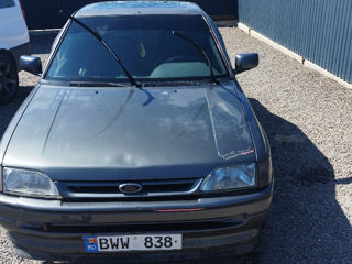 Ford Orion foto 2