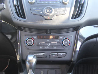 Ford Escape foto 11