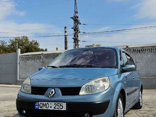 Renault Grand Scenic foto 3