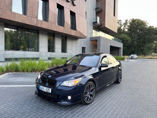 BMW 5 Series foto 5