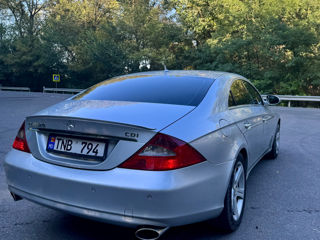 Mercedes CLS-Class foto 2