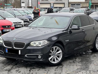 BMW 5 Series foto 1