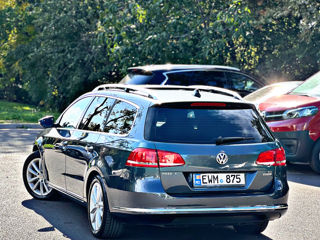 Volkswagen Passat foto 1