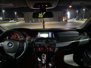 BMW 5 Series foto 7