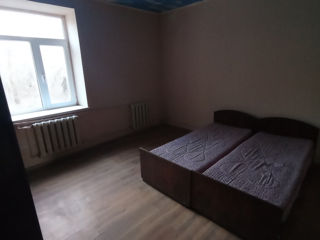 Apartament cu 2 camere, 45 m², Centru, Bălți foto 3