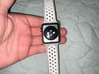 Apple Watch seria 3 42 mm foto 2