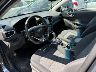 Hyundai IONIQ foto 8