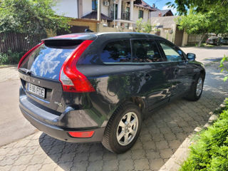 Volvo XC60 foto 4