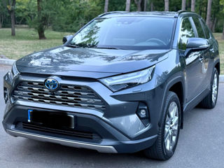 Toyota Rav 4 фото 0